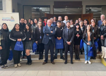 Talentos Pedagógicos para Chile: Estudiantes de 4to Medio participan en programa que potencia la vocación pedagógica