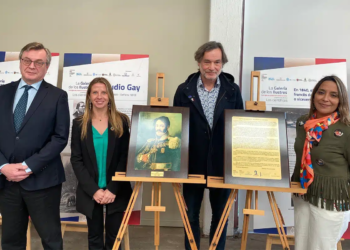 Centro de Extensión Cultural de la UBO presentó la exposición «La Galería De Los Ilustres, Tres Siglos De La Presencia Francesa En Chile»