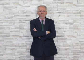 Dr. Alain Carrier: Director general de la UBO dicta charla magistral en universidad marroquí