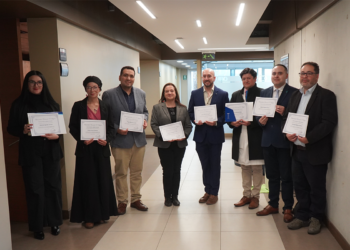 Excelencia y vocación formativa marcaron reconocimiento al mérito docente UBO