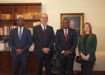 Universidad Bernardo O’Higgins y la Embajada de Haití fortalecen vínculos de cooperación educativa y cultural